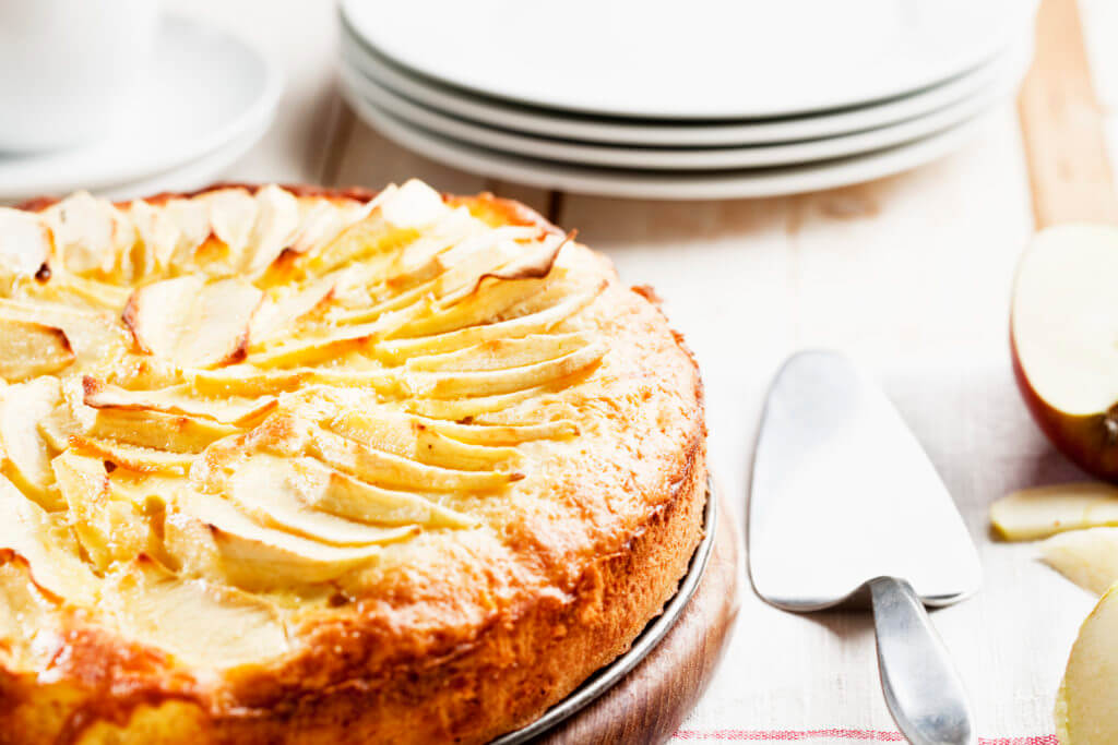 traditional St. Patrick's Day Irish Apple Cake